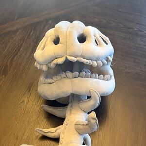 JINGDAN | wearable dinosaur skeleton kid’s 33” plush outfit
